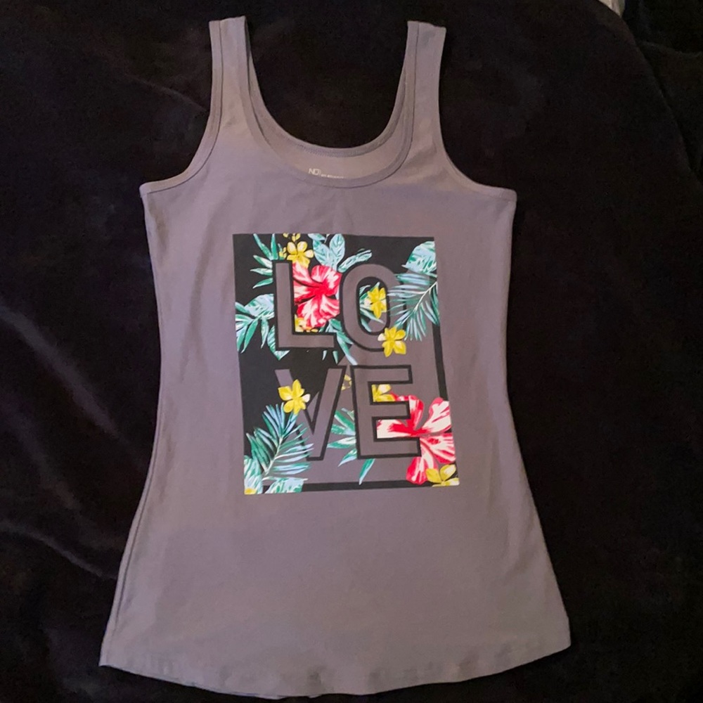 NWOT LOVE Botanical Tank Top Gray Size M